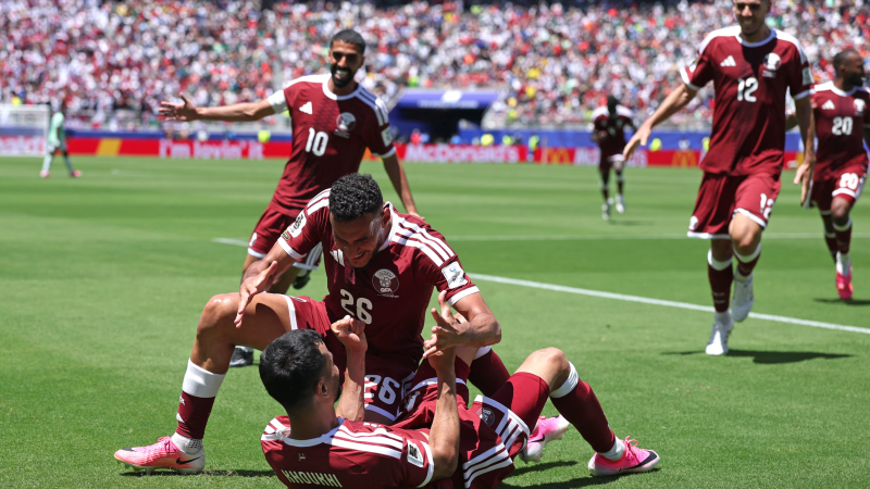 El primer batacazo del mundial fue un empate que generó lágrimas de felicidad