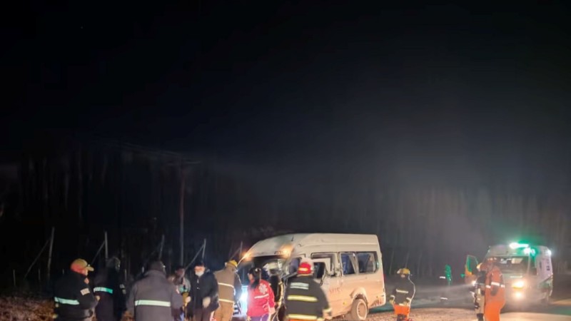 Tragedia en Vaca Muerta: un muerto y varios heridos tras un triple choque en la Ruta 7