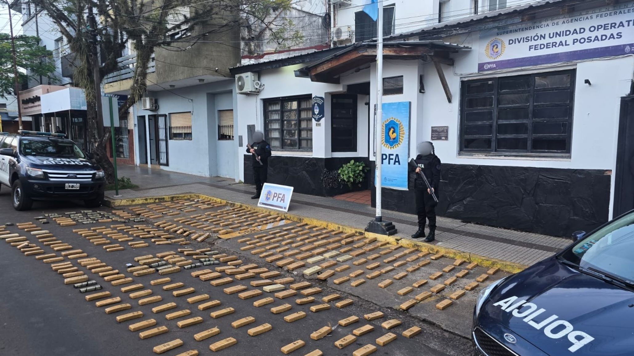 Secuestraron más de 236 kilos de marihuana en un operativo de la Policía Federal