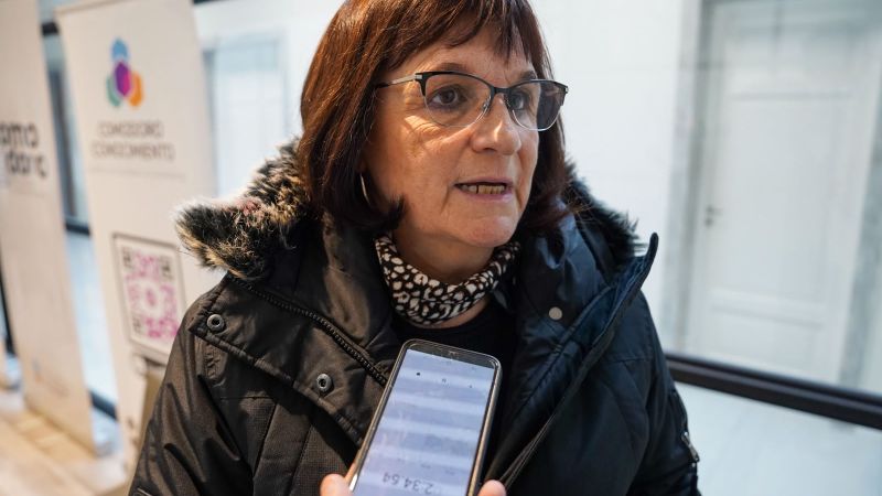 Crianza y violencia digital: Comodoro debate cómo proteger a los chicos en internet