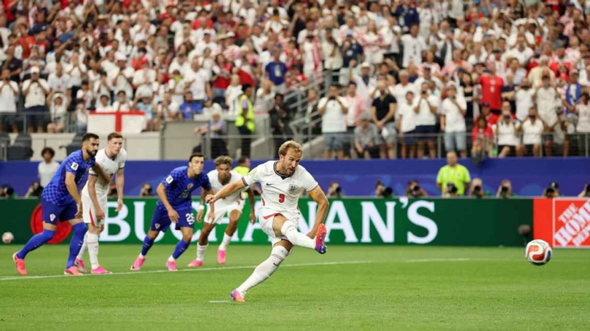Inglaterra ratificó su mote de candidato: 4-2 a Croacia