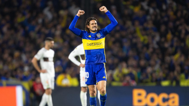 Bomba en Boca: Cavani rescindiría su contrato en las próximas horas