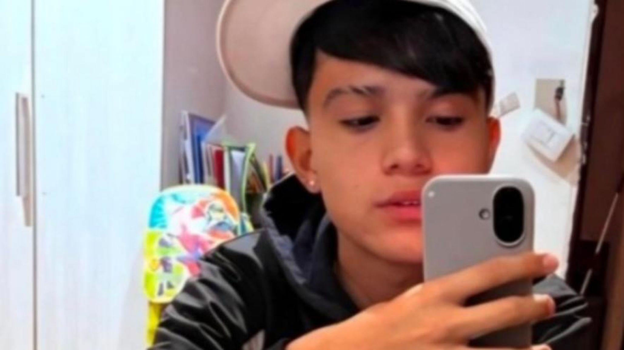 Buscan a un adolescente de 15 años desaparecido en Km 17