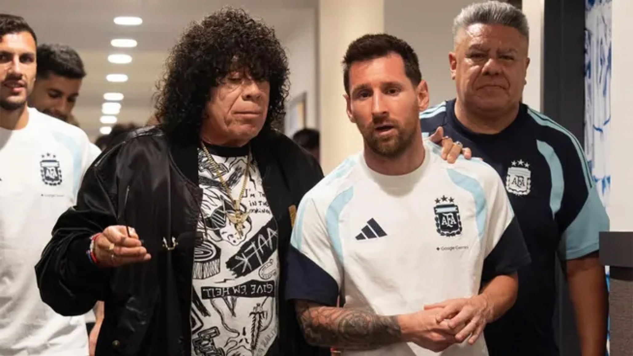 Messi y La Mona Jiménez protagonizaron un emotivo encuentro en pleno Mundial 2026