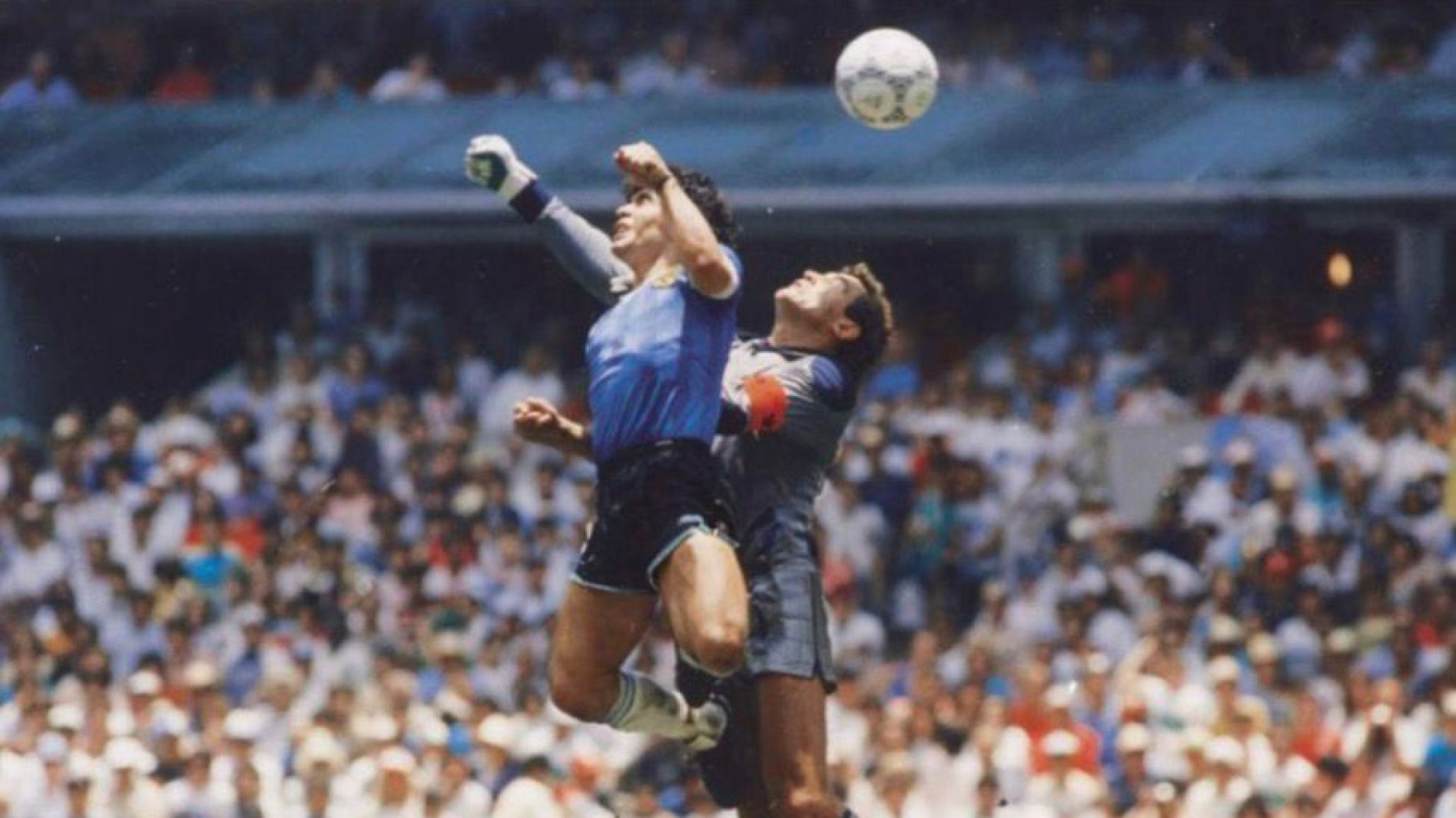 Se cumplen 40 años del Gol del Siglo: la jugada eterna que convirtió a Maradona en leyenda