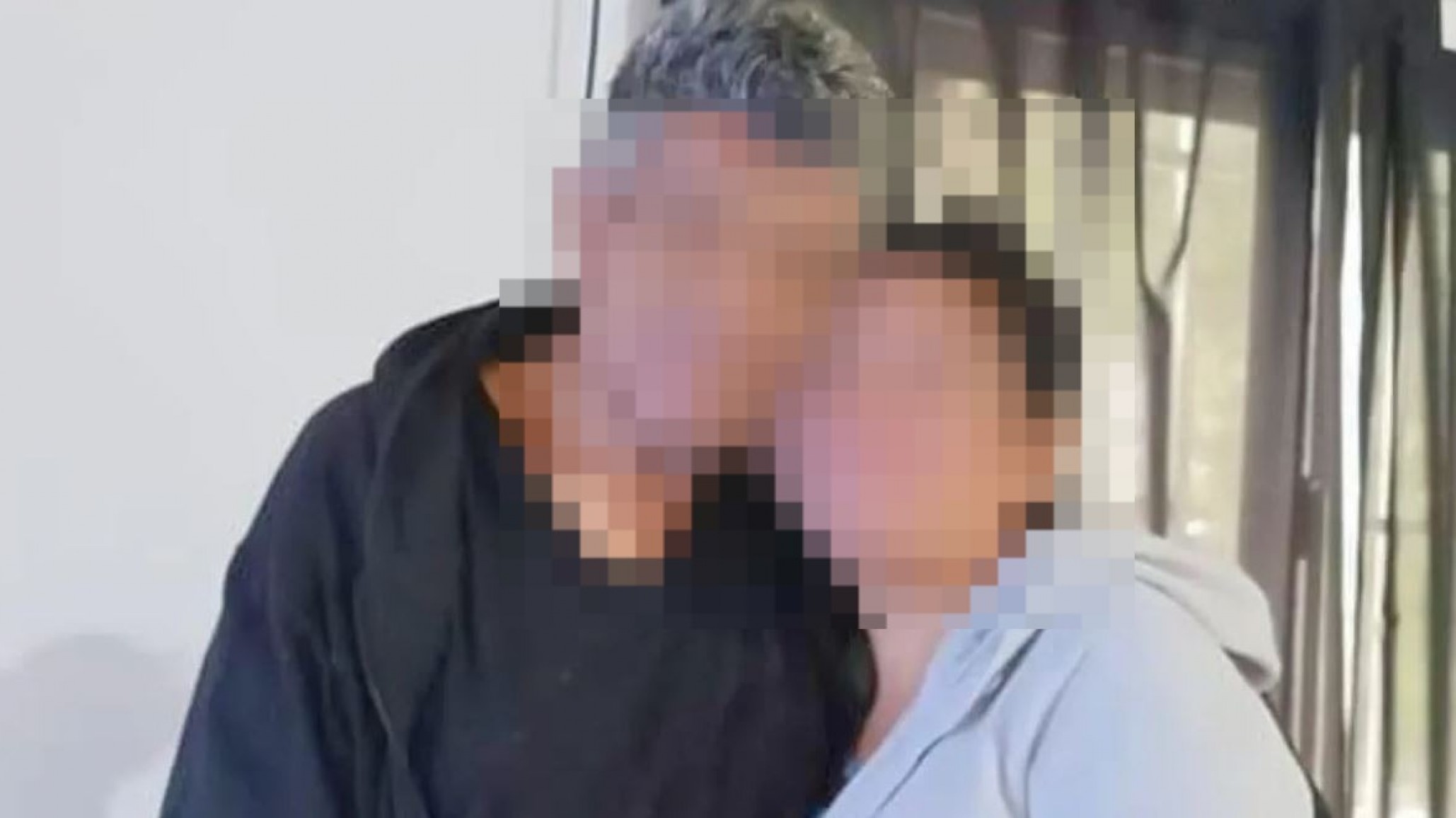Horror: una mujer denunció que su madre la obligaba a tener relaciones con su padre y reveló años de abusos dentro de su familia