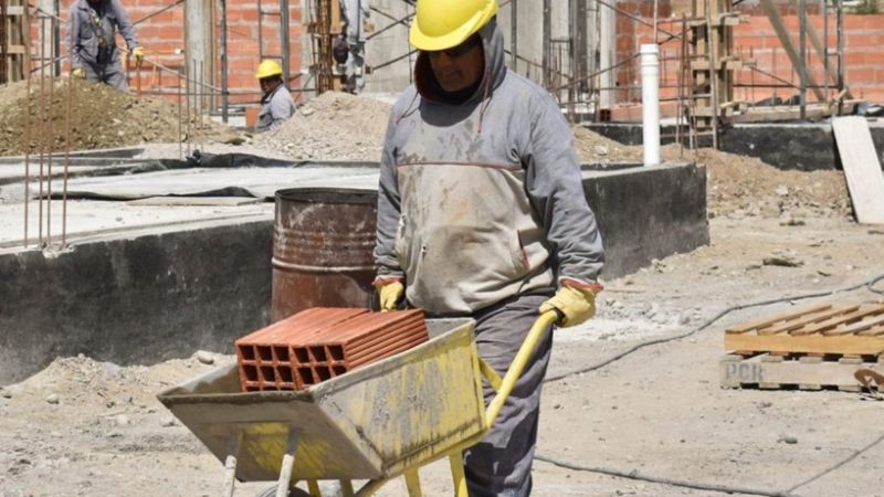Alerta en la construcción: la UOCRA advierte que hay más de 1.200 desocupados en Comodoro