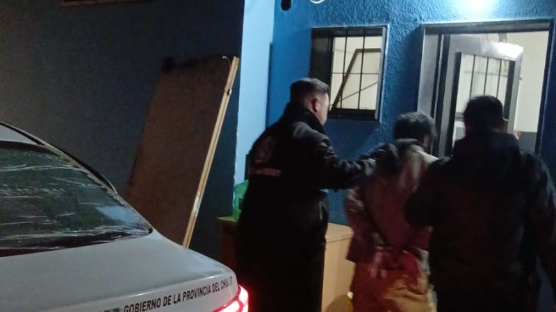 Lo descubrieron cuando intentaba robar una garrafa de una vivienda y terminó detenido