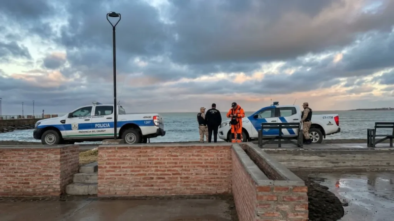 Realizan la autopsia a la mujer hallada muerta en Playa Unión y esperan determinar la causa del fallecimiento