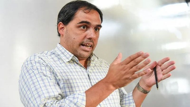 Sampaoli pidió dejar las redes de lado y sentarse a discutir el futuro de las tierras de YPF: "La comunidad está harta"