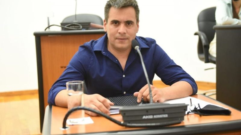 Panquilto reclamó que los bienes de YPF los definan los comodorenses: "Es como que venga un primo segundo a tu casa y decida a quién se la quiere vender"