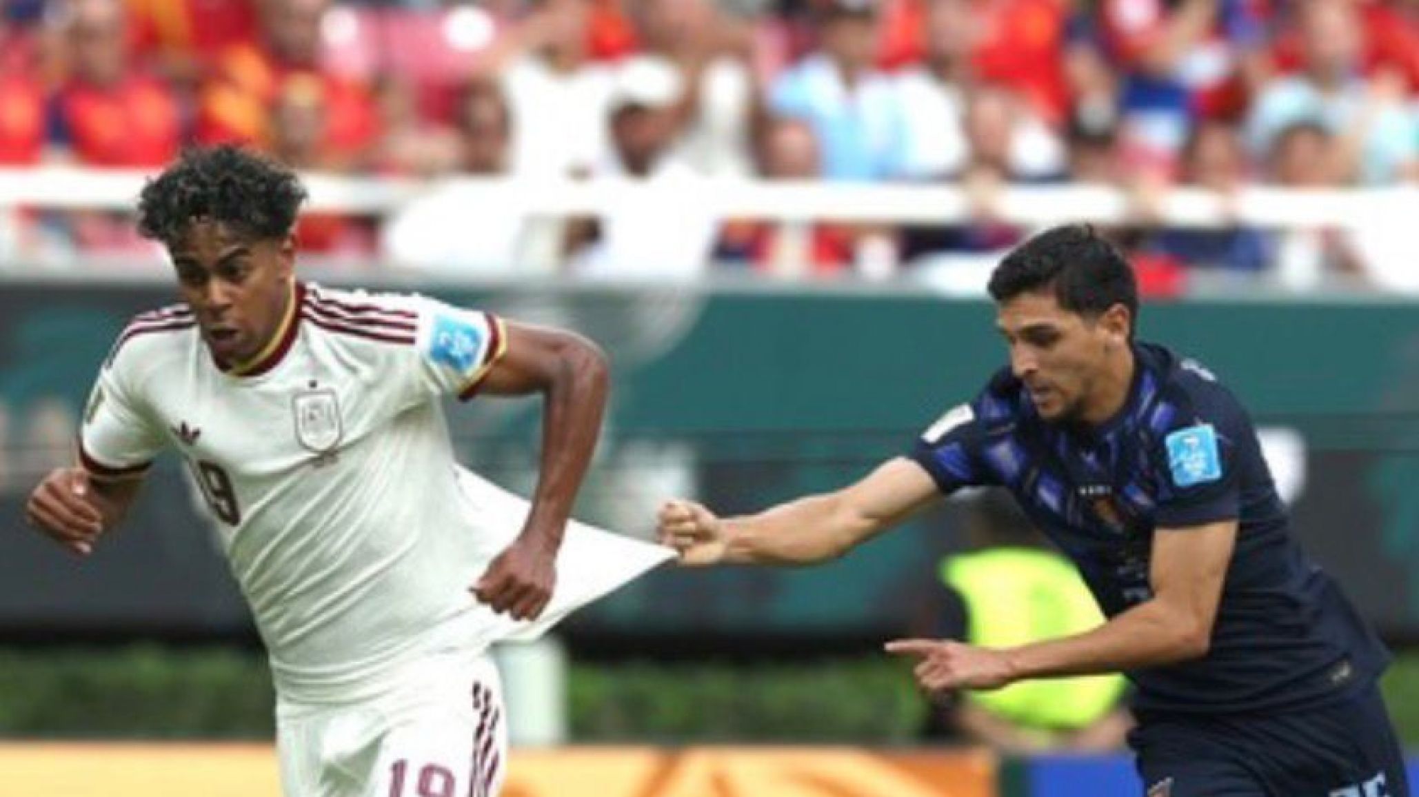 El Uruguay de Bielsa es el primer sudamericano eliminado y Argentina jugará 16vos contra Cabo Verde