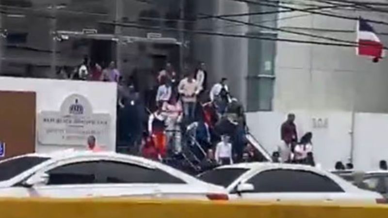 Fuerte sismo sacudió República Dominicana: evacuaron edificios y descartaron un tsunami
