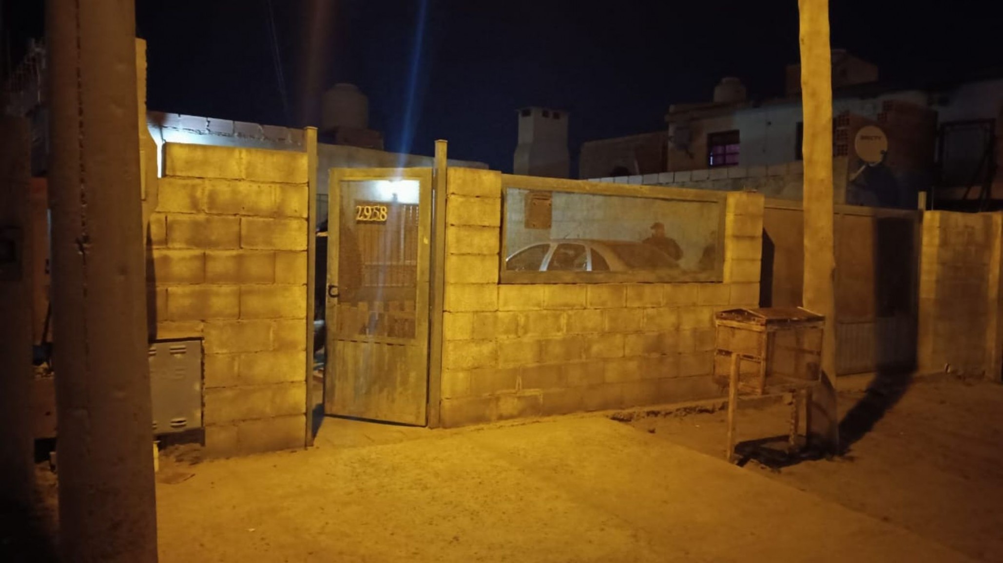 Comodoro Rivadavia: detienen a un hombre por violar una restricción y agredir a la policía en barrio San Cayetano