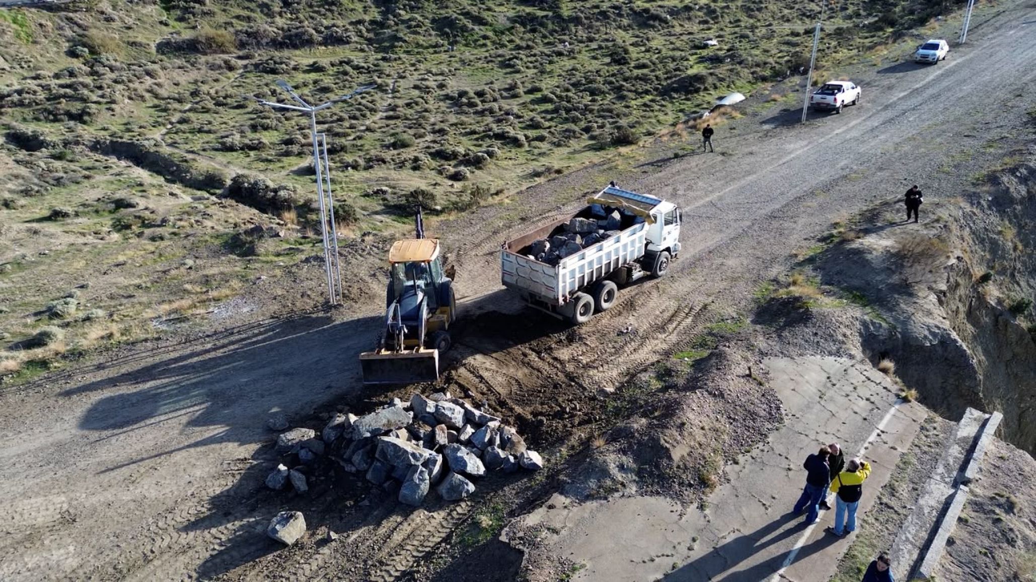 Con una inversión de más de $9.000 millones, Provincia avanza con la protección costera del Cerro Chenque
