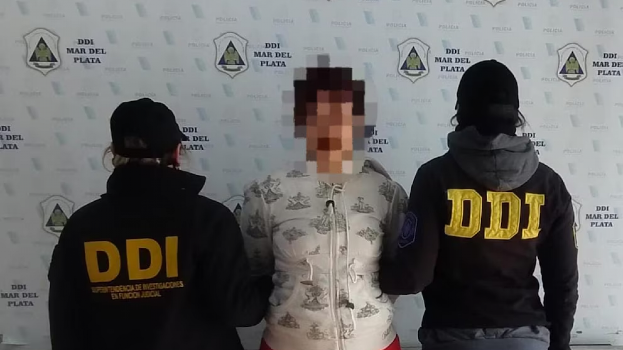 Detuvieron a una "viuda negra" tras violar 116 veces la prisión domiciliaria