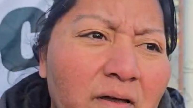 Antes de la conferencia la mamá del corazón de Ángel dijo: "Espero escuchar toda la falla que hay en este sistema"