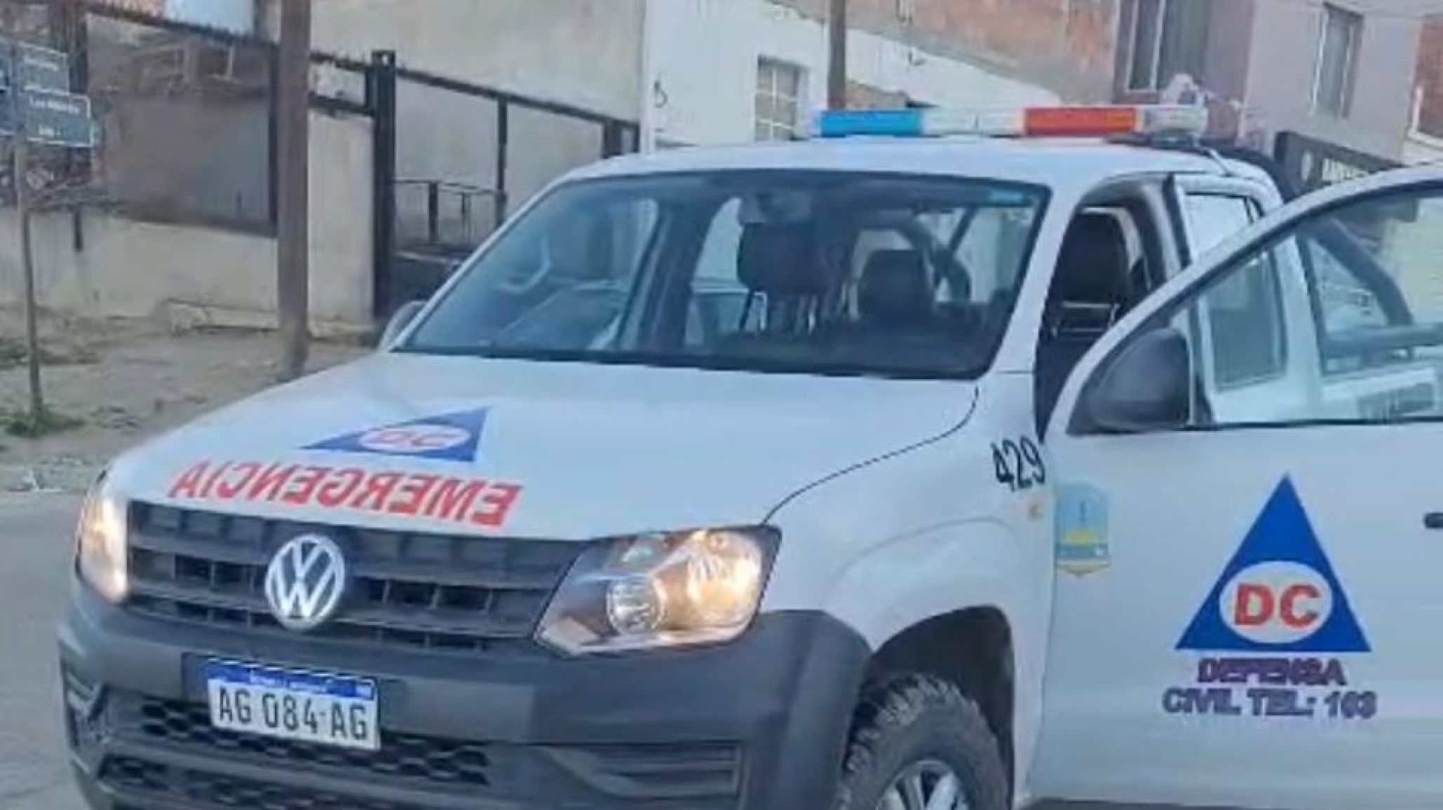 Defensa Civil pidió no lavar veredas ni autos para evitar la formación de hielo en la vía pública