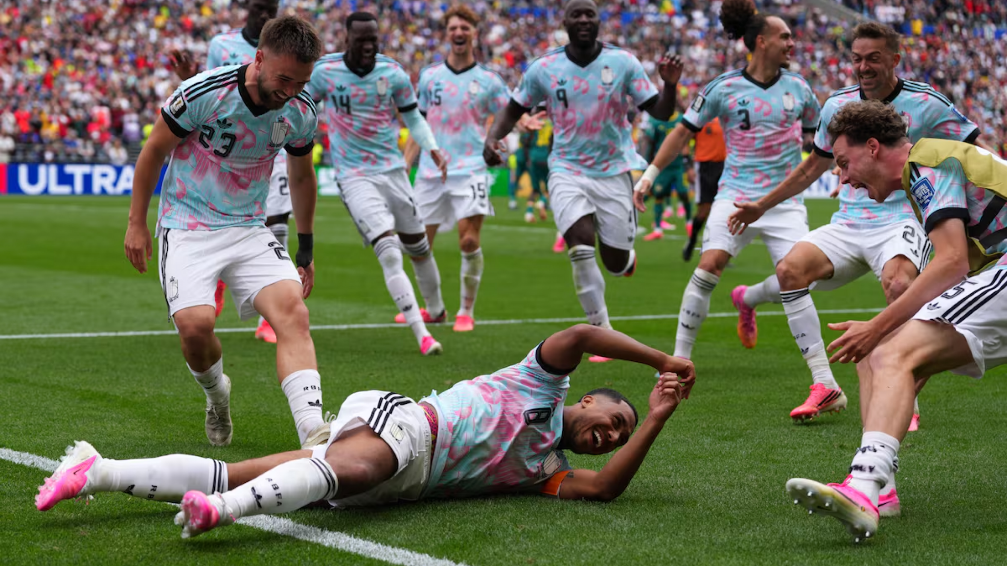 Remontada histórica: Bélgica dio vuelta un 0-2 ante Senegal y se metió en octavos de final