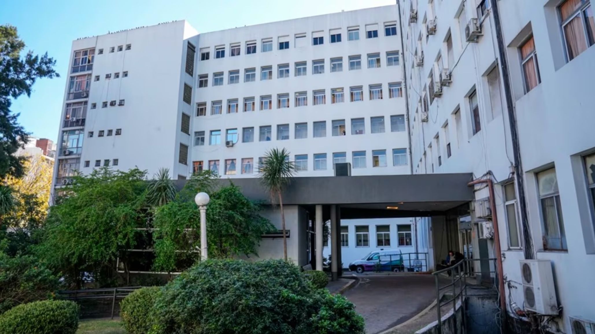 Terror en un sanatorio: filmaron a un enfermero mientras abusaba sexualmente de una paciente de 86 años