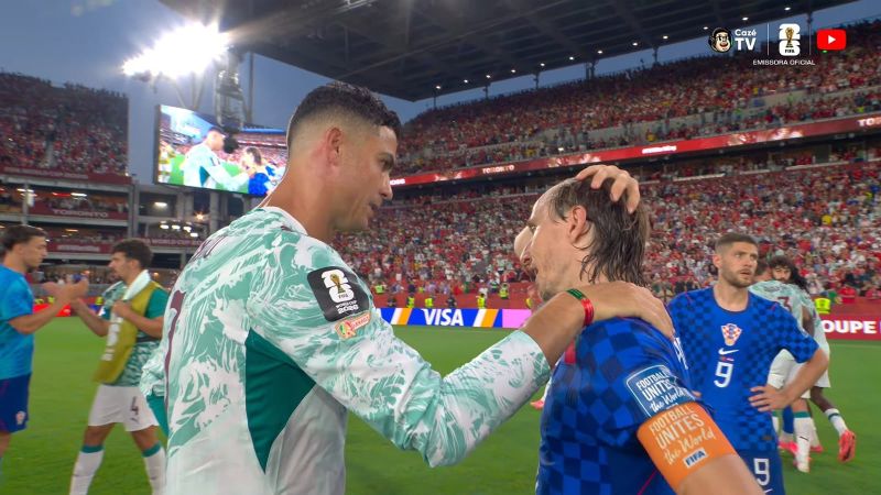 En un partido para el infarto, Croacia se lo empató a Portugal en la última jugada pero cobraron off side y pasó Cristiano