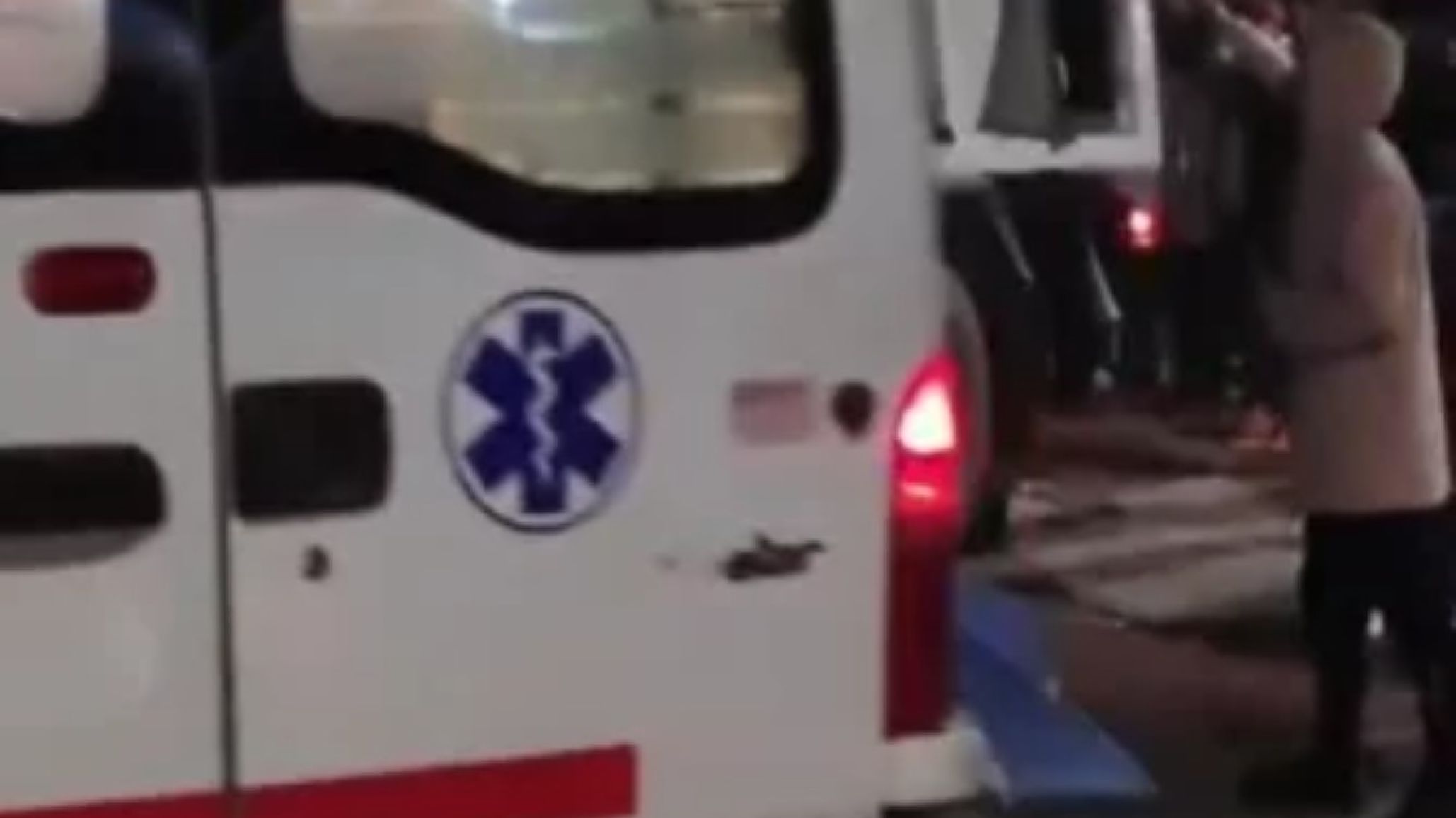 Un adolescente cayó de un auto en movimiento durante los festejos por Argentina