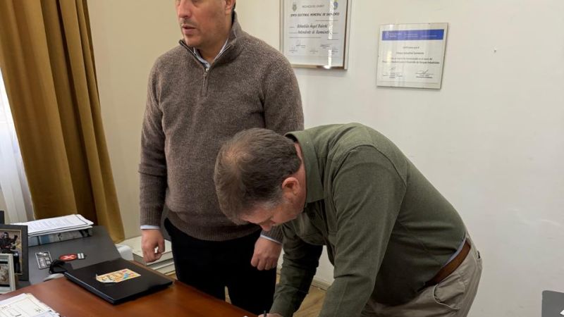En respuesta a un reclamo histórico, Provincia y el Municipio de Sarmiento avanzan en la regularización y desarrollo productivo del Lote 81