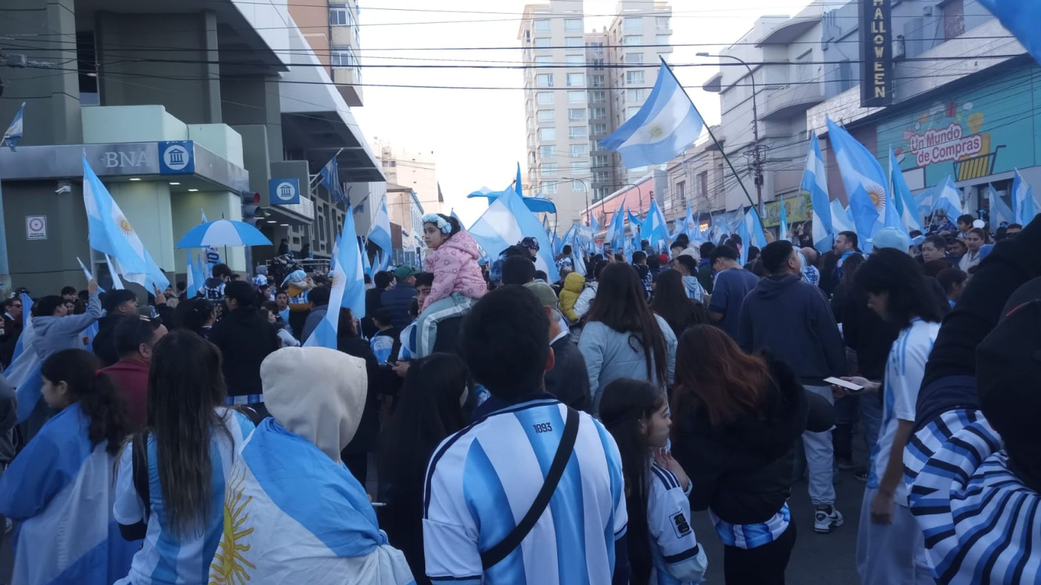 Más de 35 mil personas festejaron el pase de Argentina a cuartos de final: hubo tres demorados