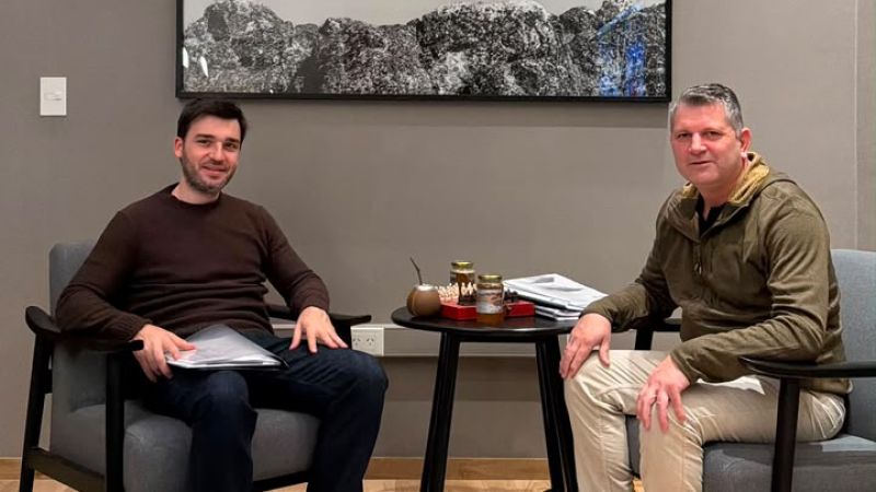 Torres y Limarieri avanzaron en una agenda de obras estratégicas para Gualjaina