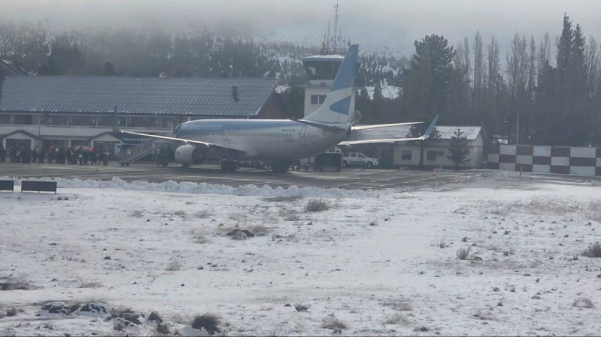 Chubut: demoras en los vuelos hacia Esquel por el cierre temporal del aeropuerto
