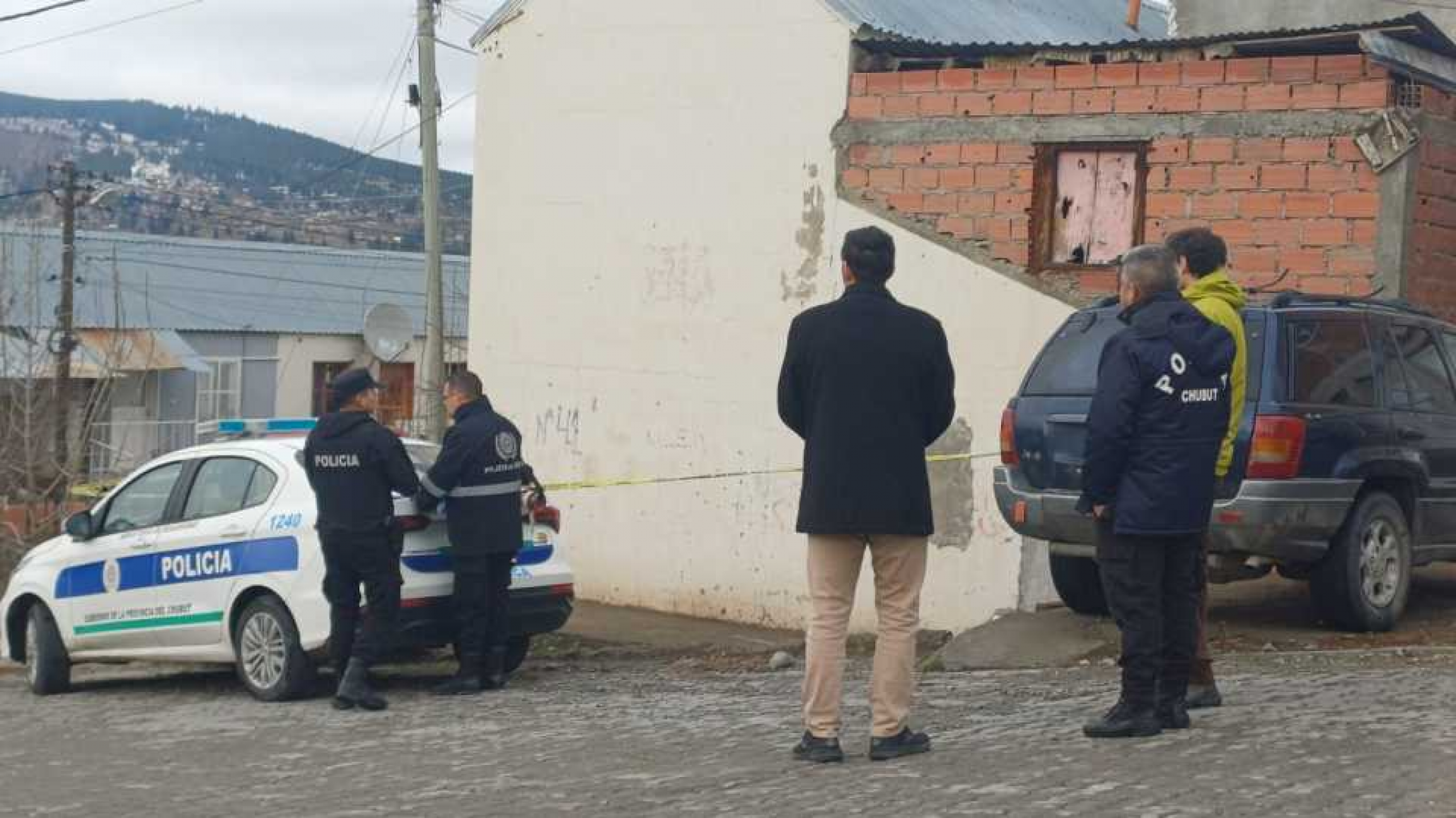 Horror en Esquel: un hombre murió degollado y su pareja quedó detenida