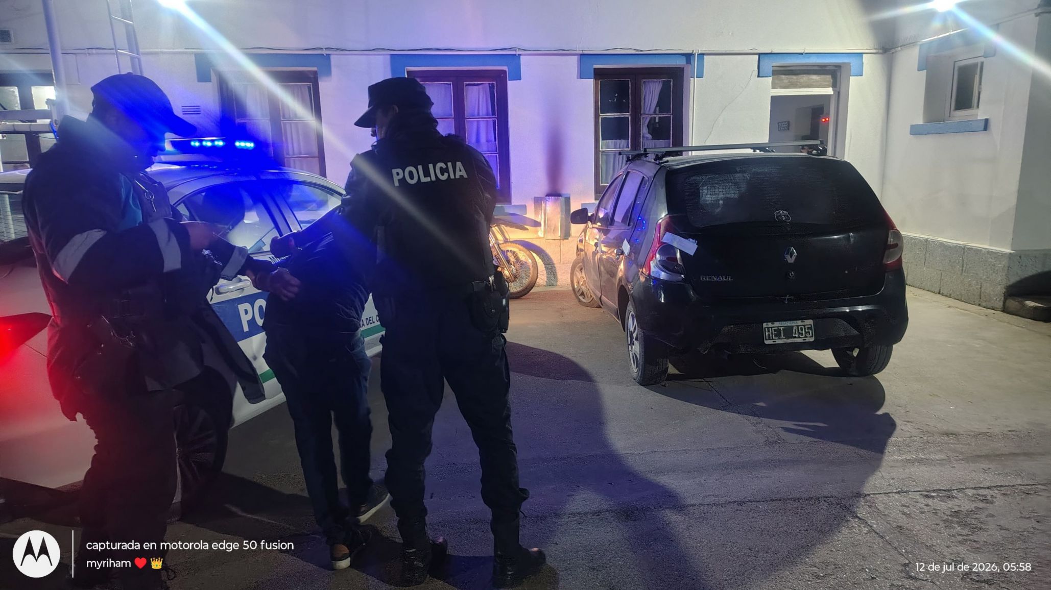Control policial en Ruta 3: detuvieron a un hombre por provocar disturbios durante un operativo de tránsito en Comodoro