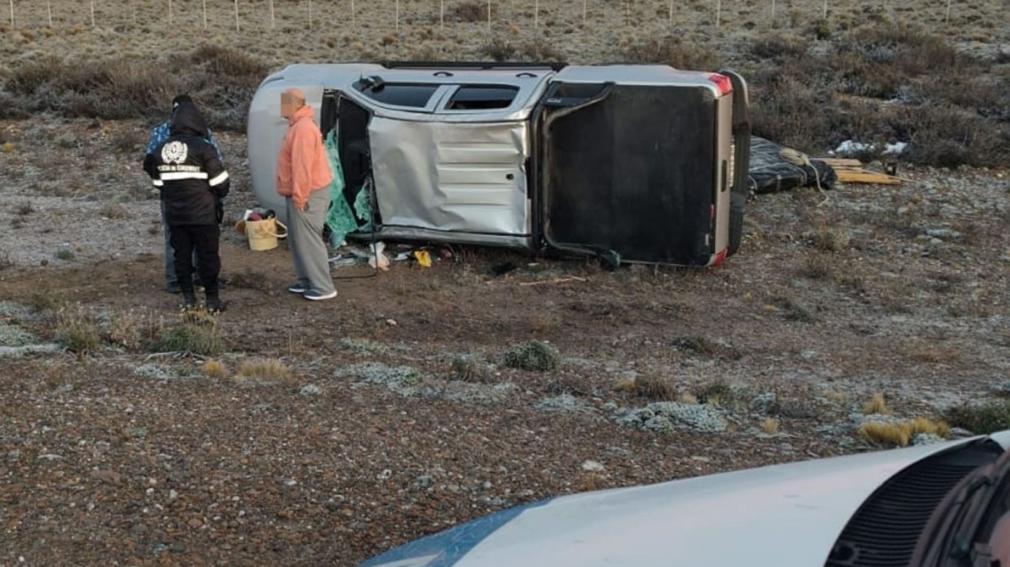 Vuelco en Ruta 3 por hielo en la calzada: un conductor perdió el control pero no hubo heridos