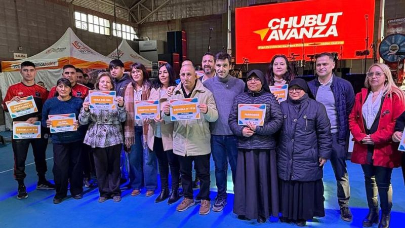 Después de 15 años, el Telebingo Chubutense volvió a Las Plumas con shows en vivo, importantes premios y aportes a instituciones