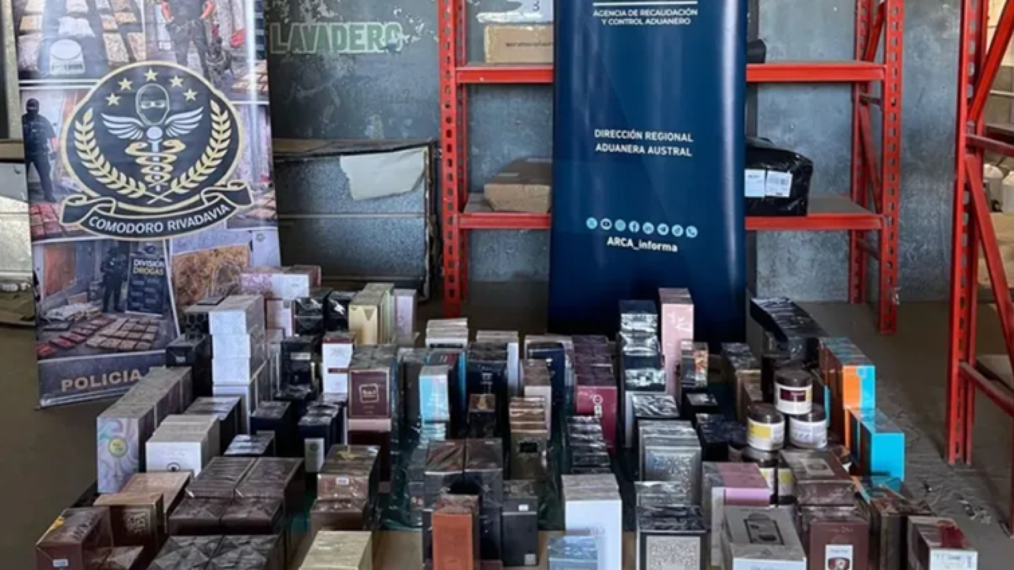 Con escáner móvil y tres canes, detectan un cargamento de perfumes valuado en $15 millones en Comodoro
