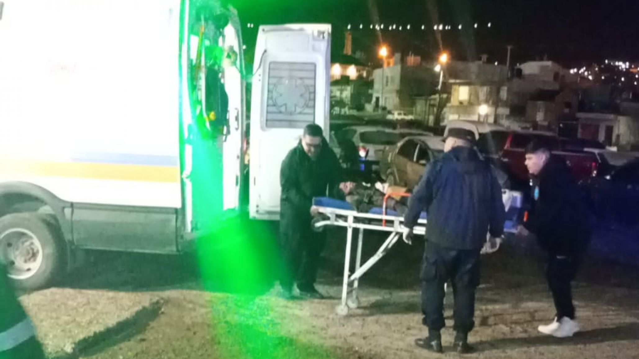 Una mujer sufrió una descompensación en una comisaría y fue trasladada al Hospital Regional