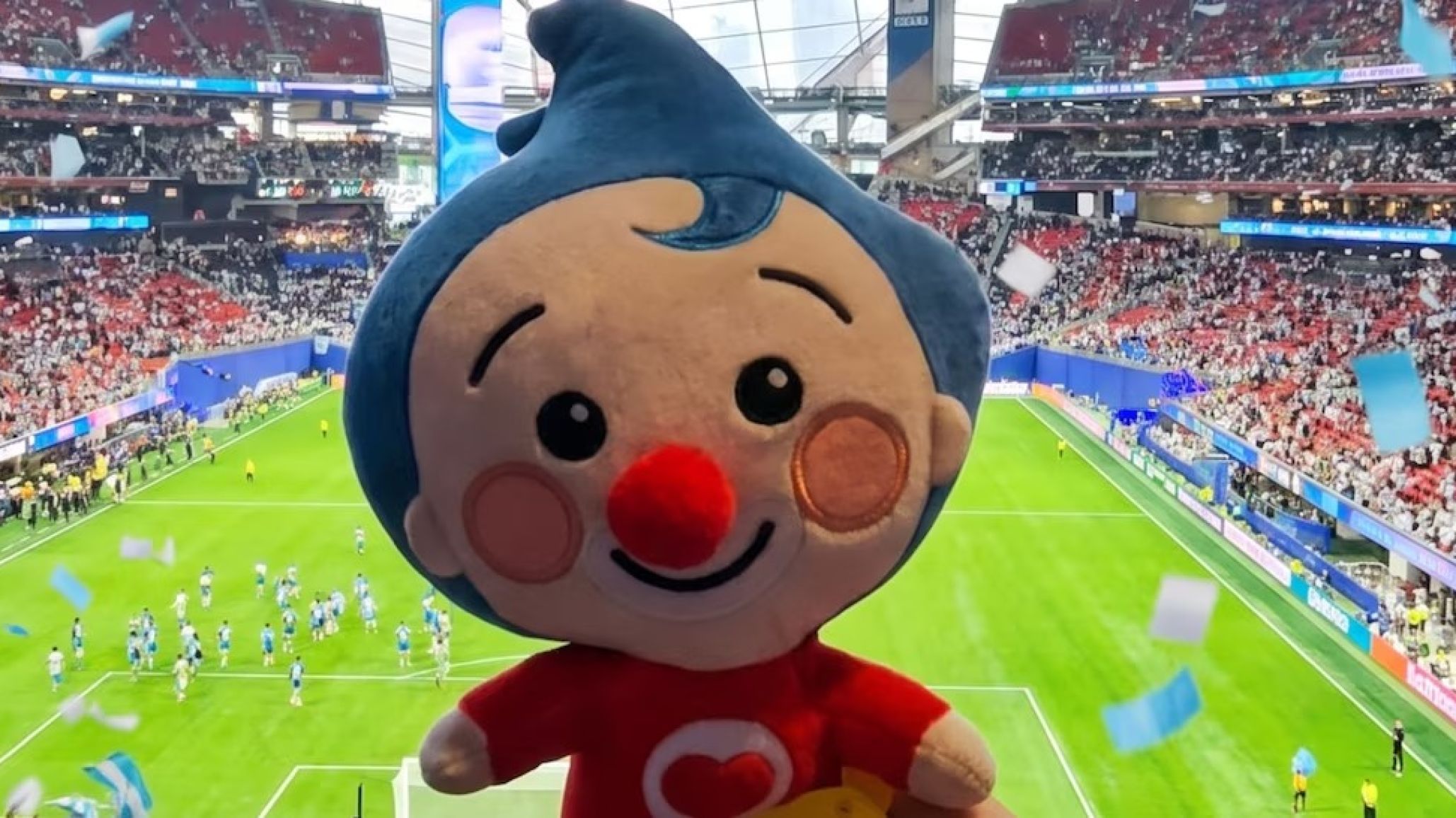 Plim Plim sorprendió en la semifinal del Mundial y los hinchas lo convirtieron en una nueva "cábala" de la Selección