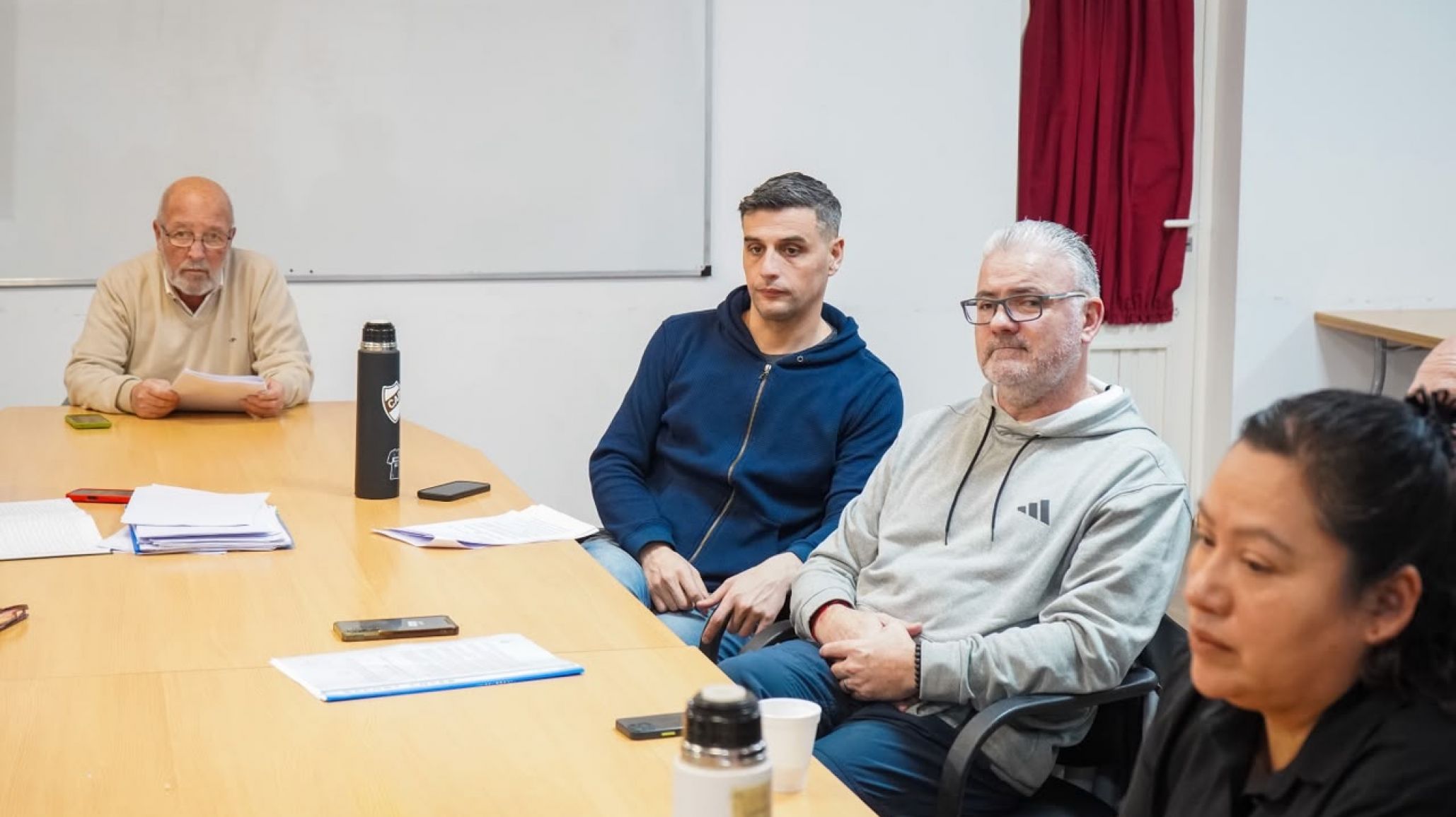 El Concejo avanza con el análisis del proyecto de ordenanza para trabajar en prevención de salud mental con los clubes deportivos