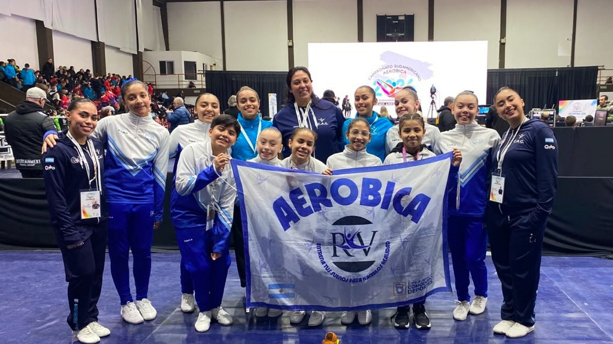 Sobresaliente actuación de gimnastas locales en dos importantes competencias