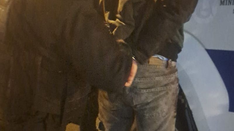 Comodoro: entró a una casa, causó destrozos y terminó detenido tras ser reducido por la familia de la víctima