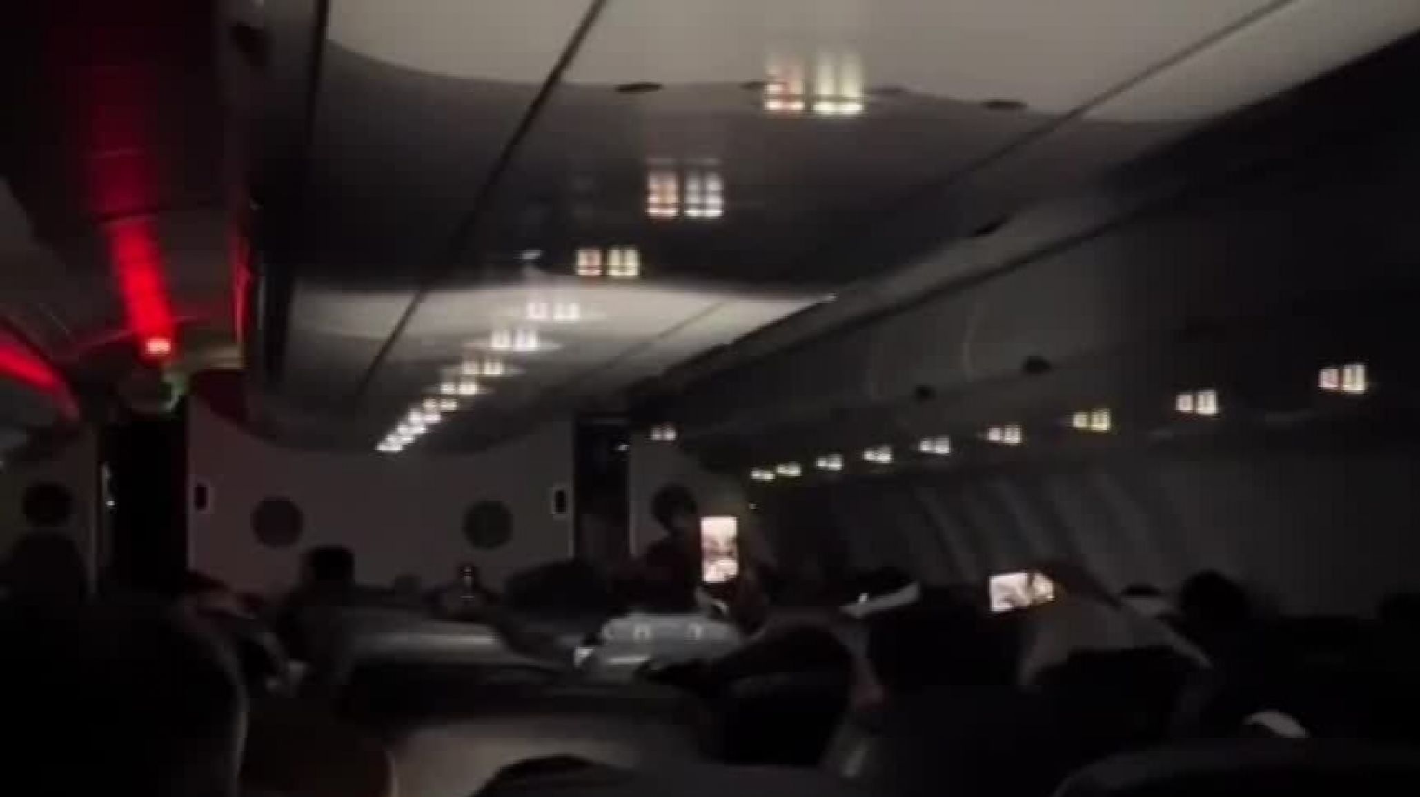 La broma de un piloto español desató la euforia y la bronca de pasajeros argentinos tras la final del Mundial