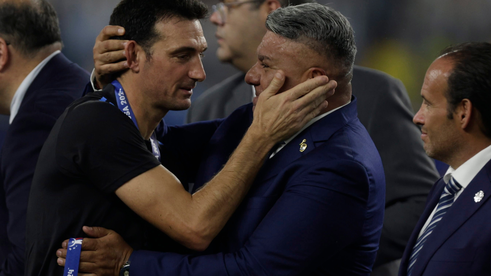 Revelaron cuándo se reunirán Chiqui Tapia y Lionel Scaloni para definir el futuro del DT