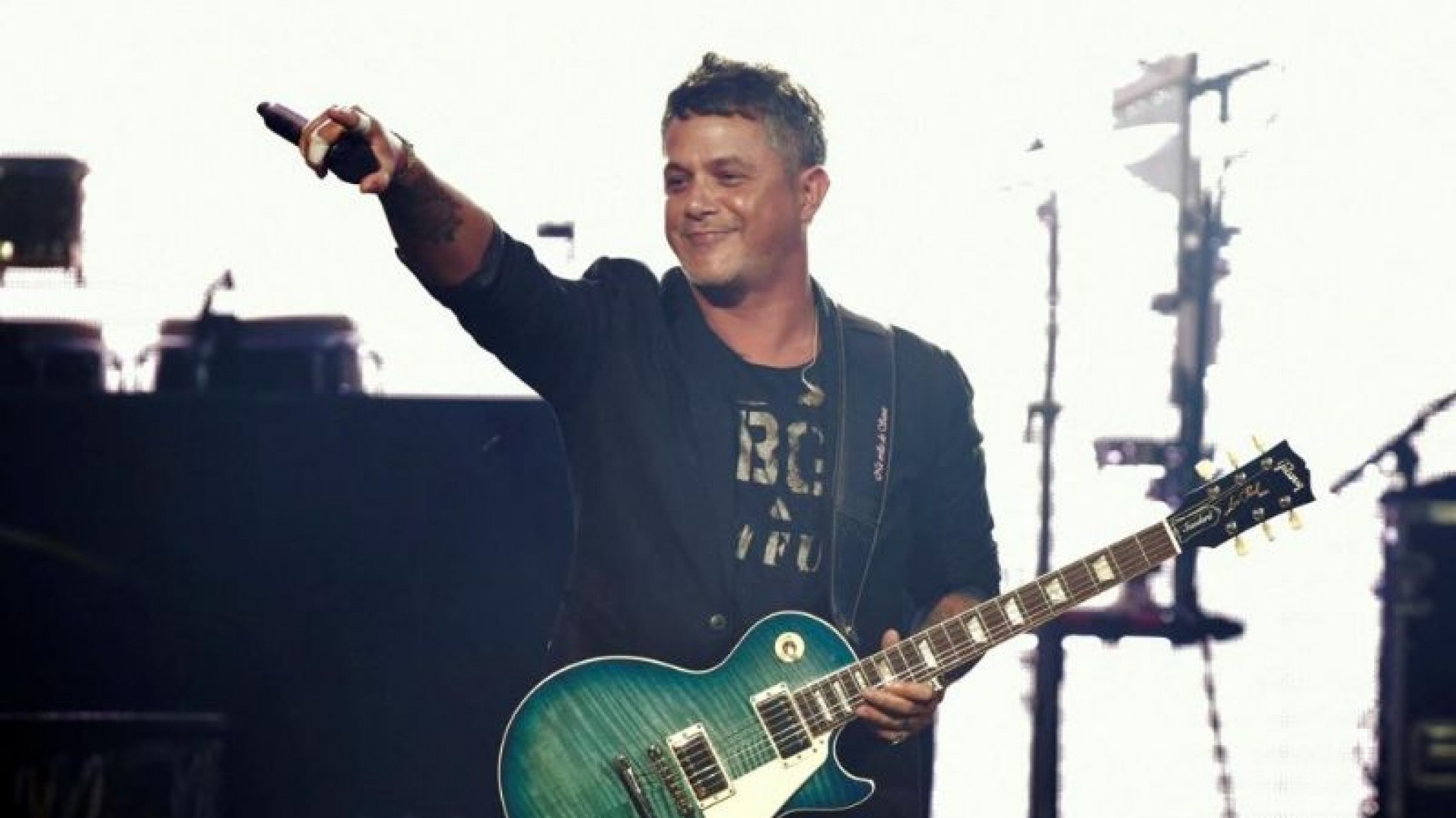 A Alejandro Sanz le quedó chico el Madison Square Garden