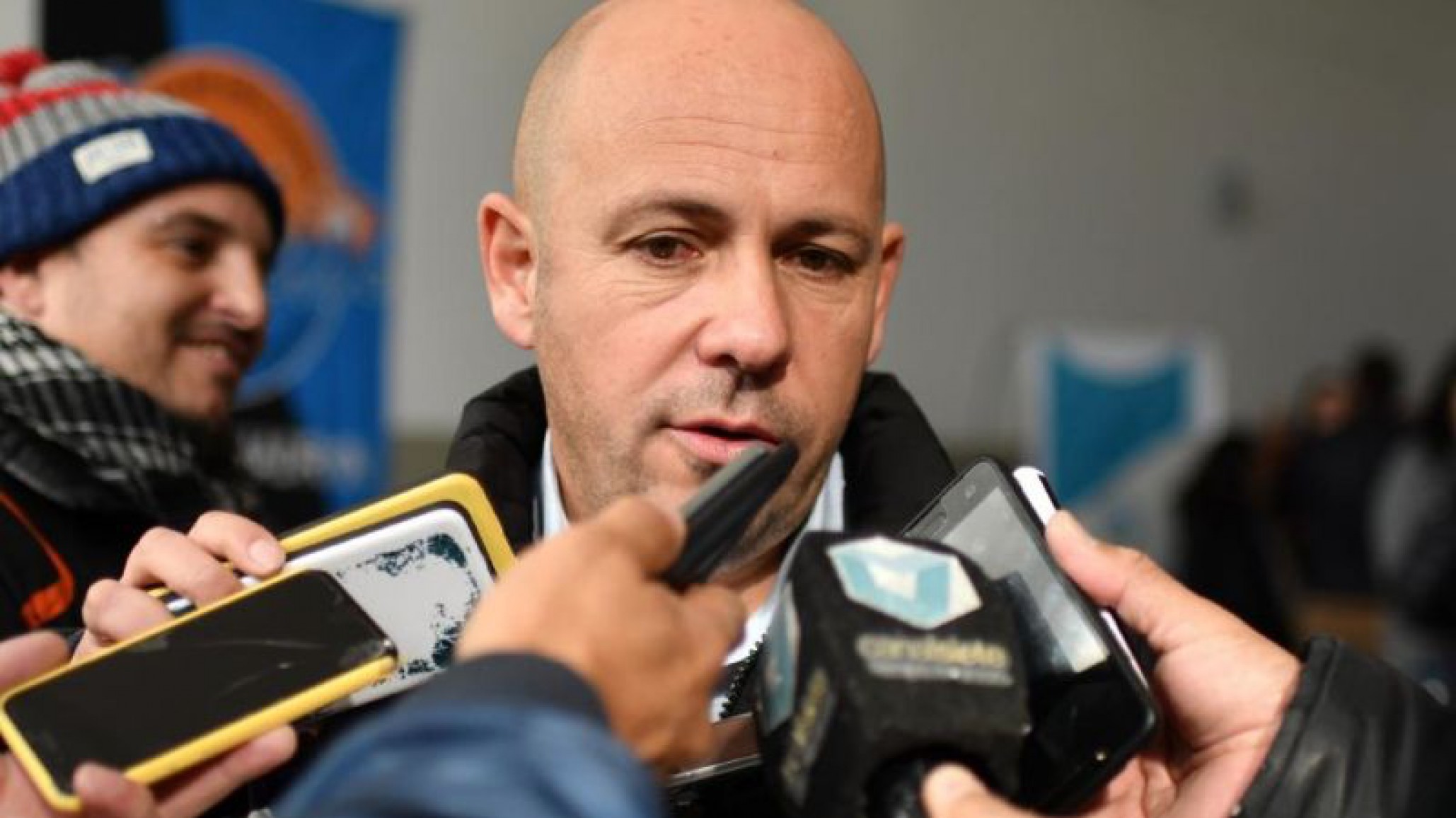 Sastre desmintió un alejamiento de Arcioni