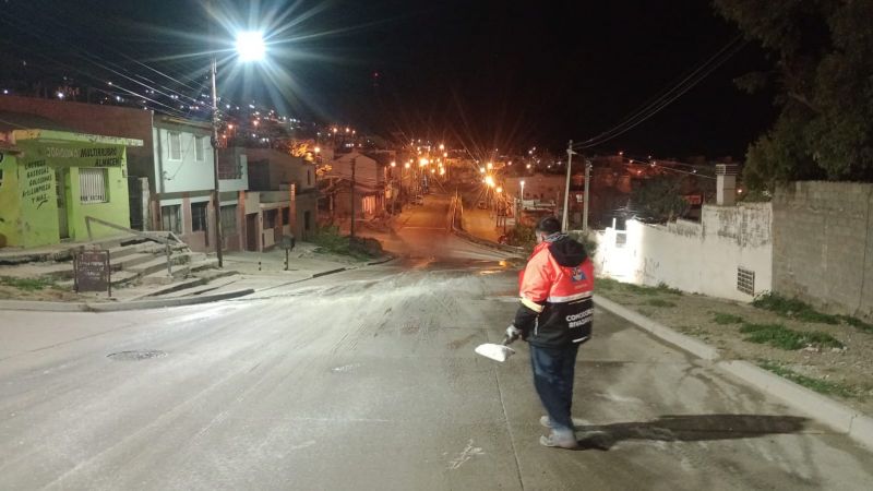 Defensa Civil pidió extremar los cuidados por la escarcha y anticipó un menor impacto de la marejada prevista para este miércoles