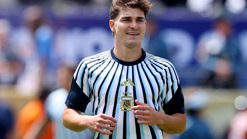 Julián Álvarez y el mercado de pases: Arsenal ofrece €100 millones y un delantero para sacarlo del Atlético de Madrid