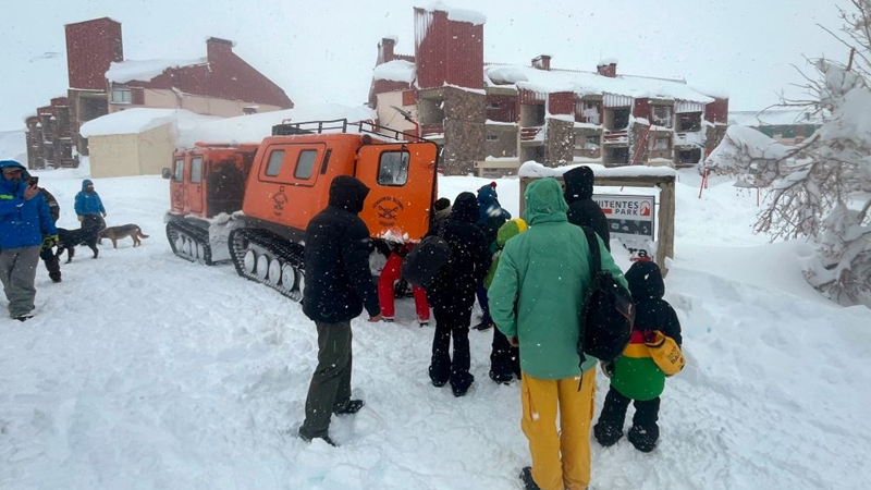 Operativo "Goteo" en la Ruta 7: por qué despejar la frontera llevará casi una semana aunque pare de nevar