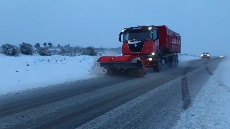 Advierten por escarcha, nieve y niebla en la Ruta Nacional 3 entre Garayalde y Comodoro