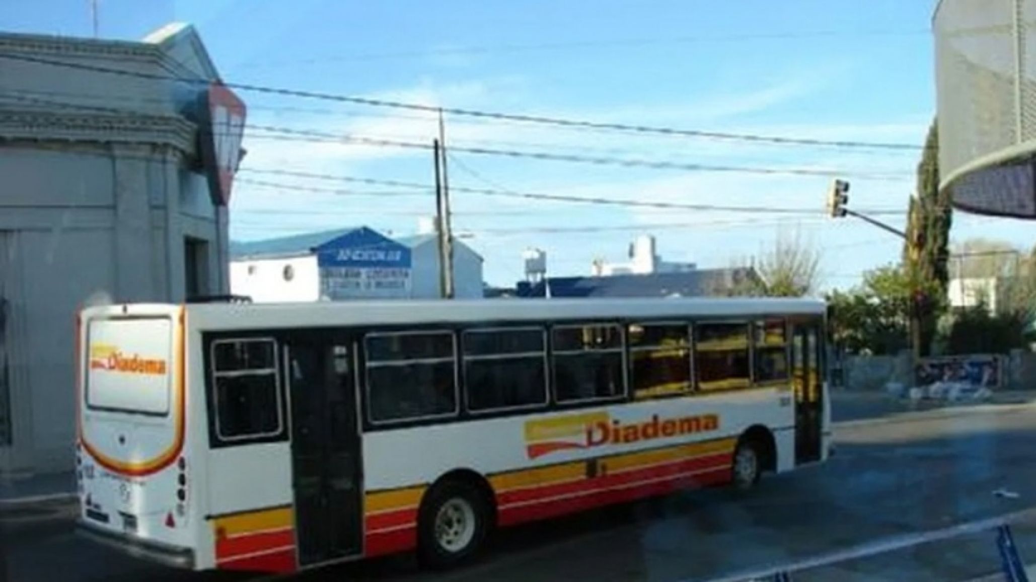 El Concejo prorrogó por otros 90 días el servicio de transporte de Diadema