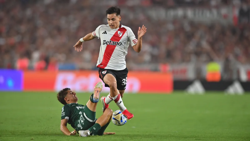 El futuro de Ian Subiabre podría estar en el MLS: River lo frizó pero pide 8 millones de dólares por él